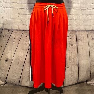 “TORY BURCH” Active Pleaded Skirt…Ted/White/Blue…Sz S/P